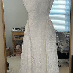 Elegant White Textured Dress